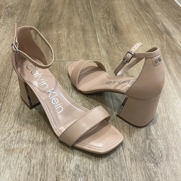 Blush Pink Calvin Klein Heels Halla Size 10